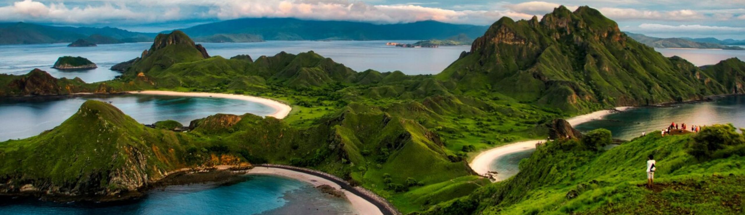 Freediving Komodo vs. Great Barrier Reef