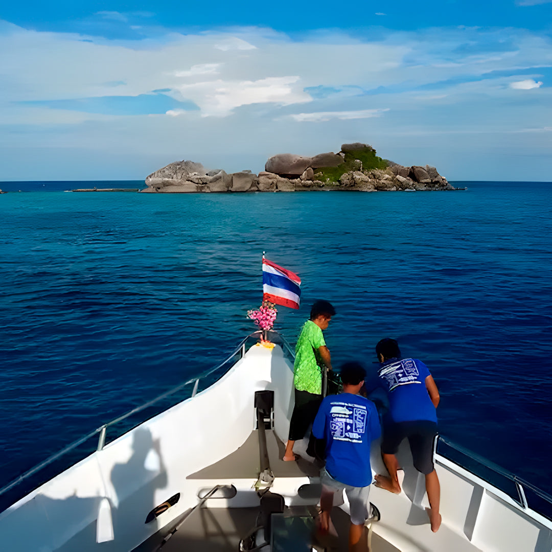 Vida a bordo de buceo en Hin Daeng, al sur de Phuket