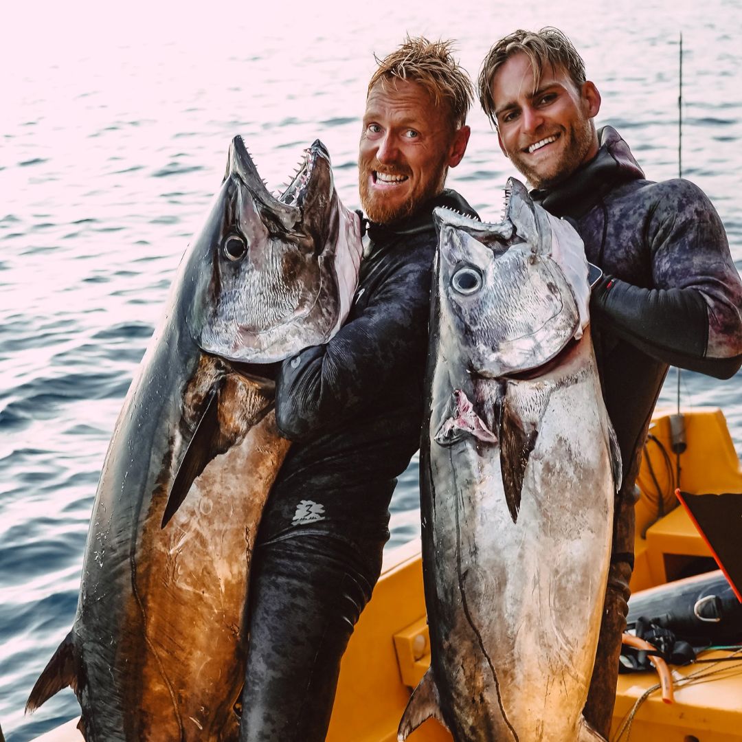 Excursiones de pesca submarina en vida a bordo en zonas remotas de Indonesia