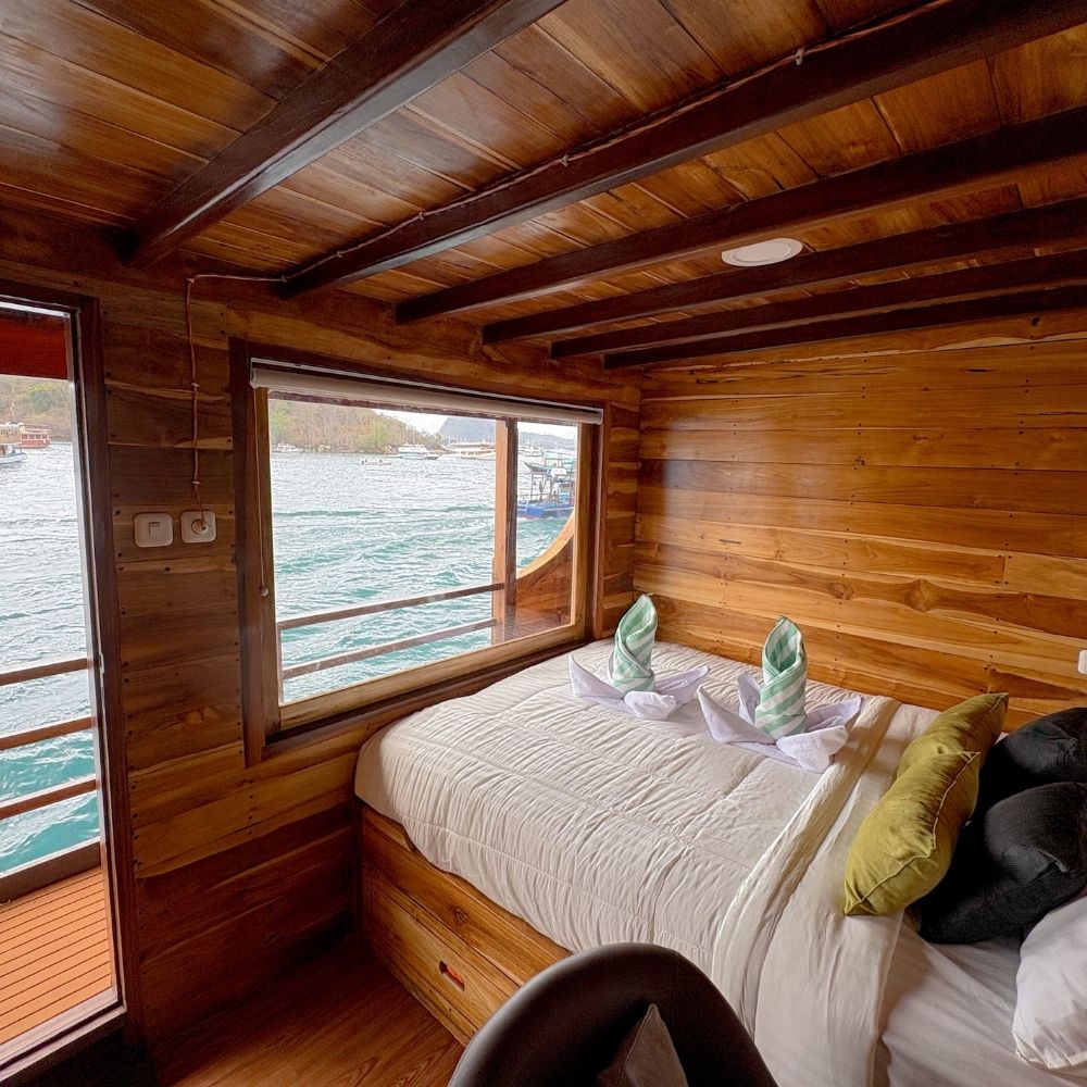 Komodo Island Shared Diving Liveaboard