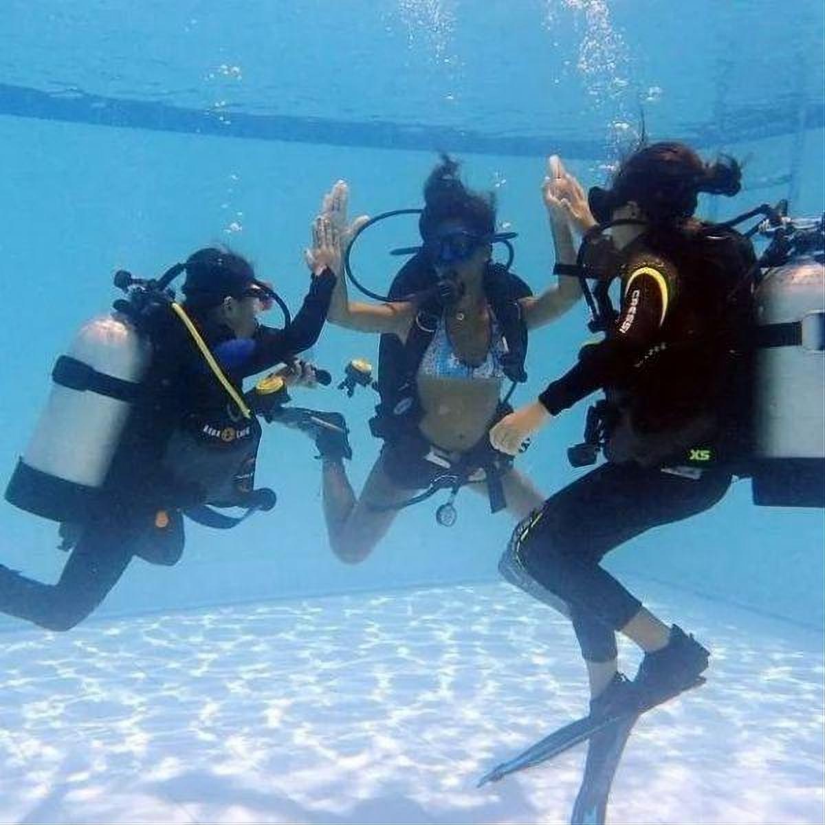 Moalboal PADI Discover Scuba Diving