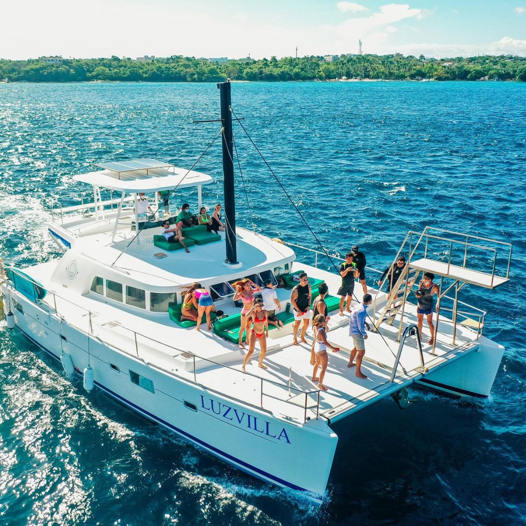 FREE Content Creator Yacht Party in Boracay