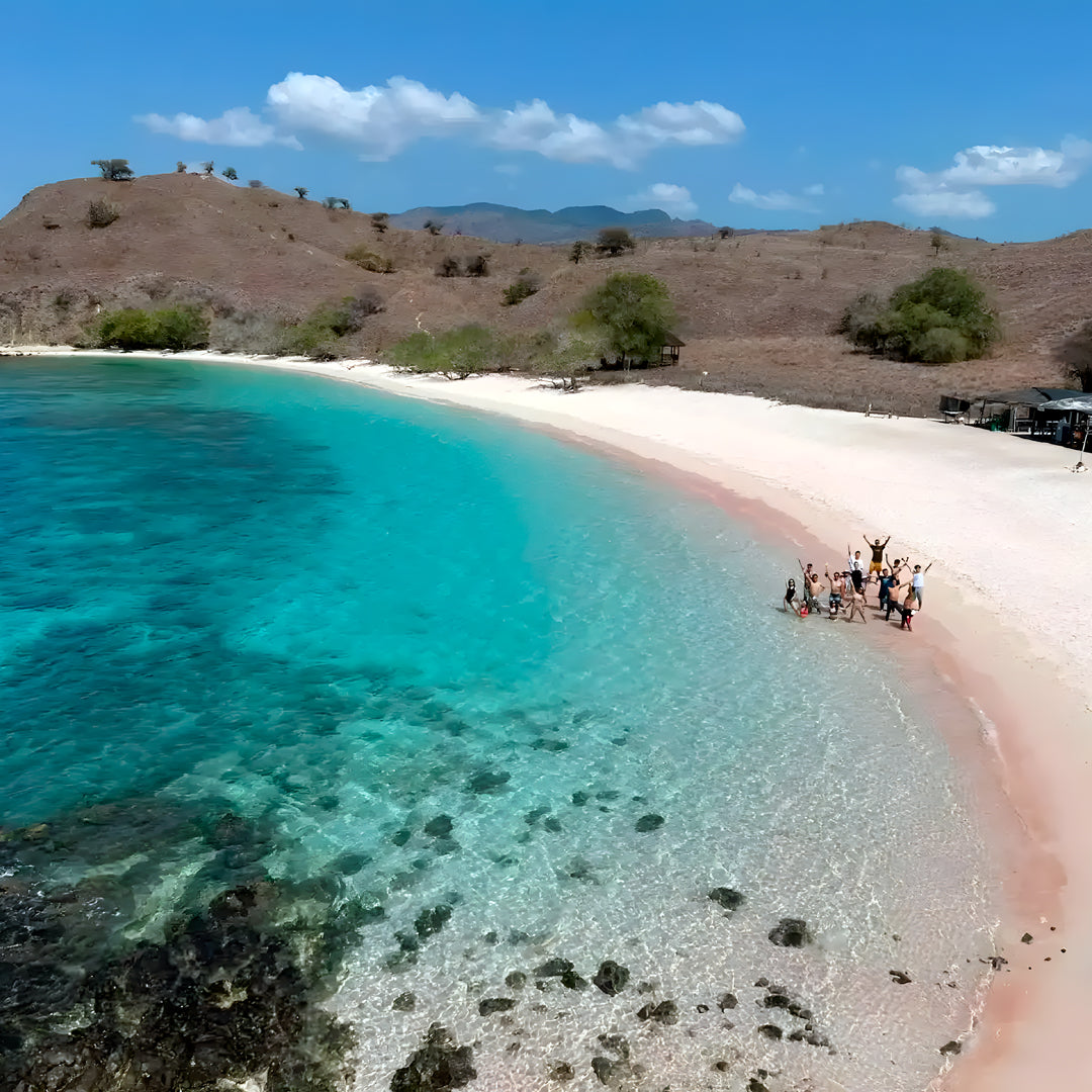 Komodo Islands Open Water and Advanced Scuba Diver Course Combo