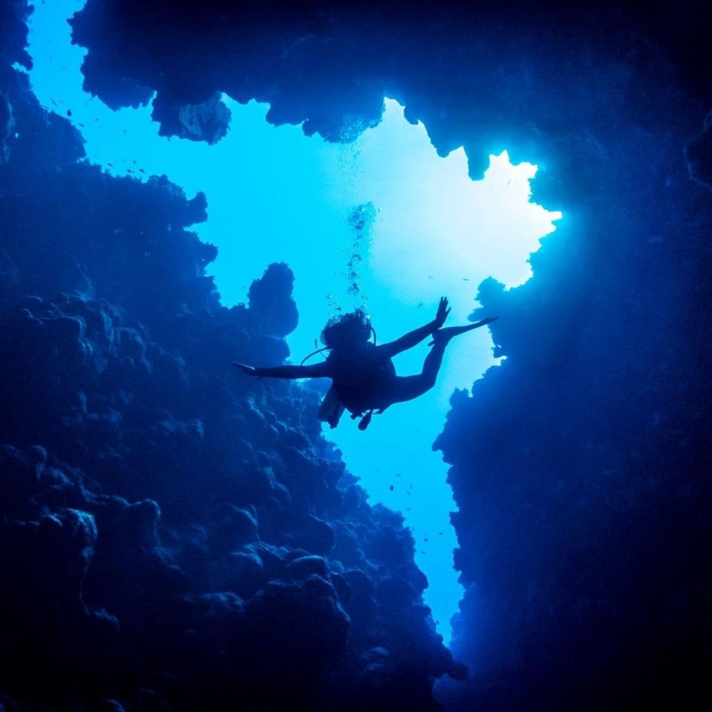 Blue Hole & Canyon Sea Scuba Diving Experience
