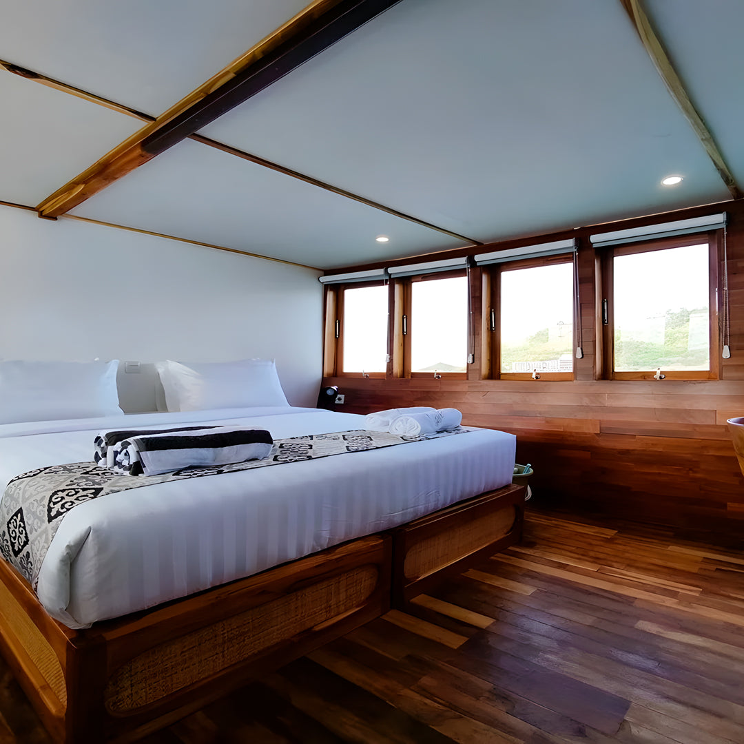 Komodo Adventurer Extended Journey Liveaboard