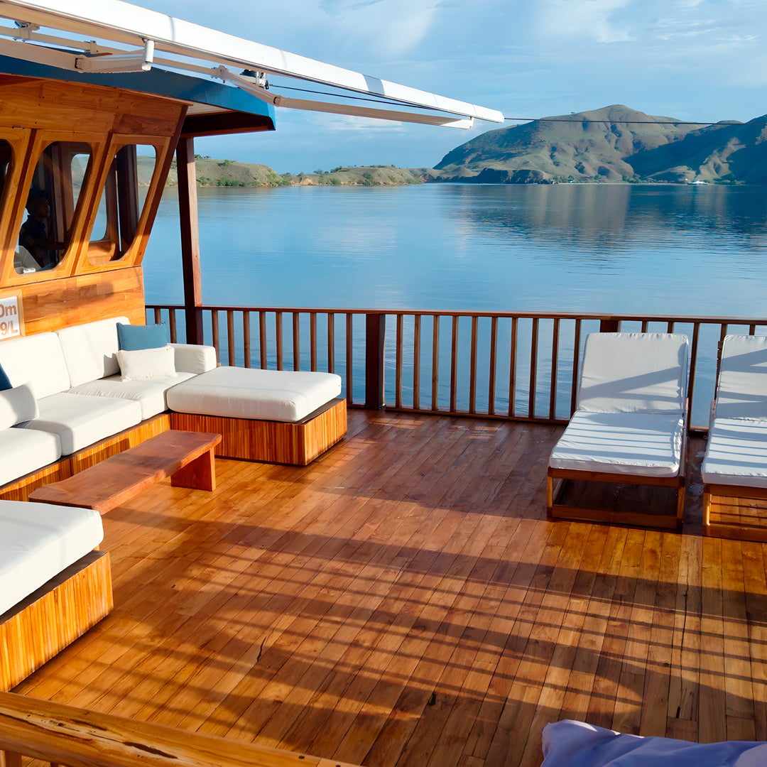 Komodo Adventurer Extended Journey Liveaboard