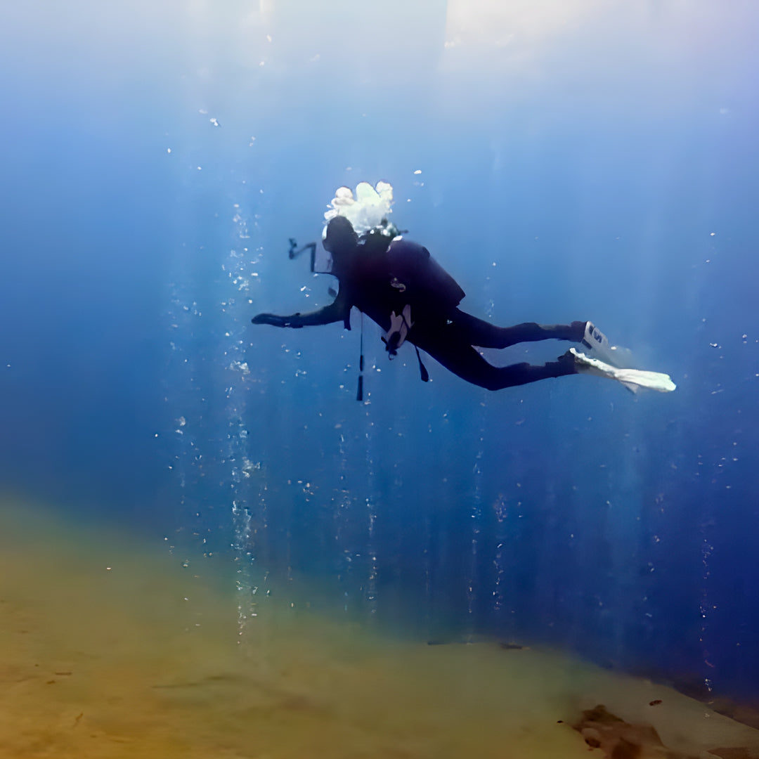Scuba Diving at Flamingo Beach