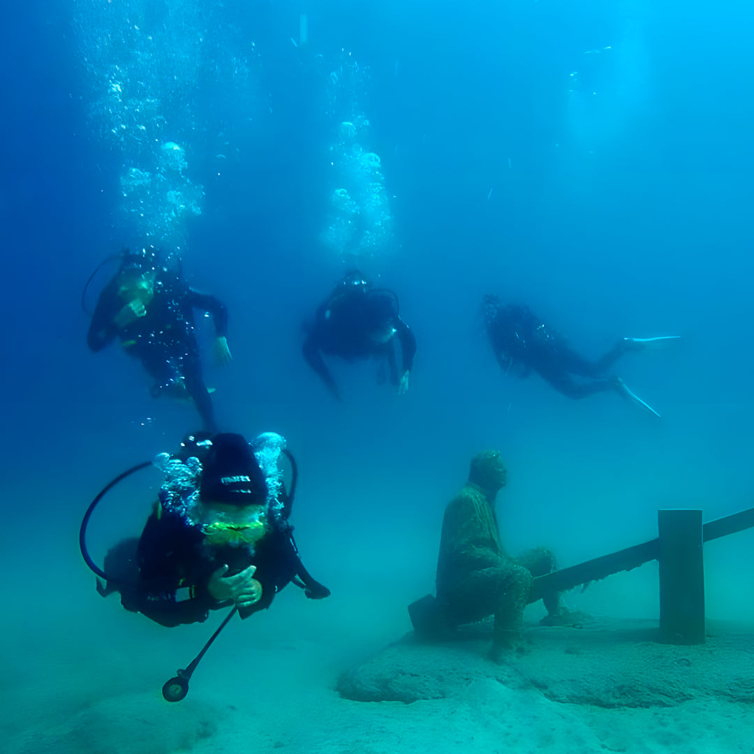 Scuba Diving at Flamingo Beach