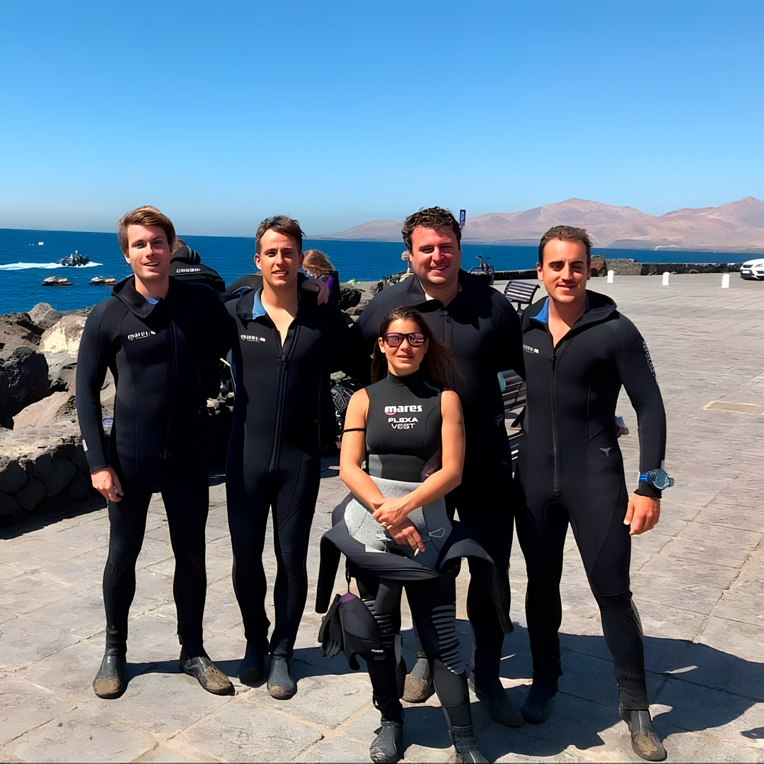 Scuba Diving at Flamingo Beach