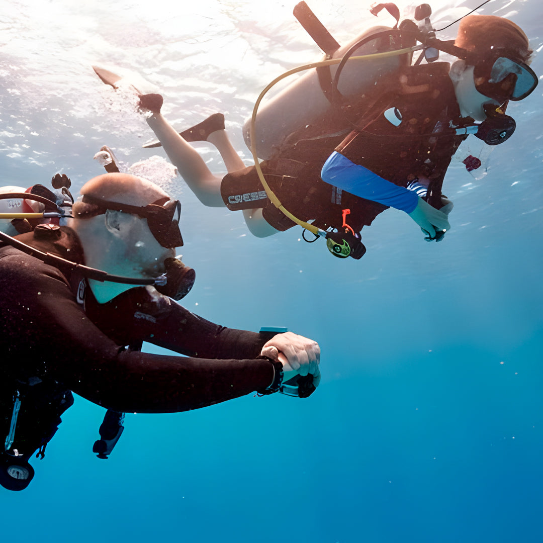 Try Scuba Diving in Flamingo Beach