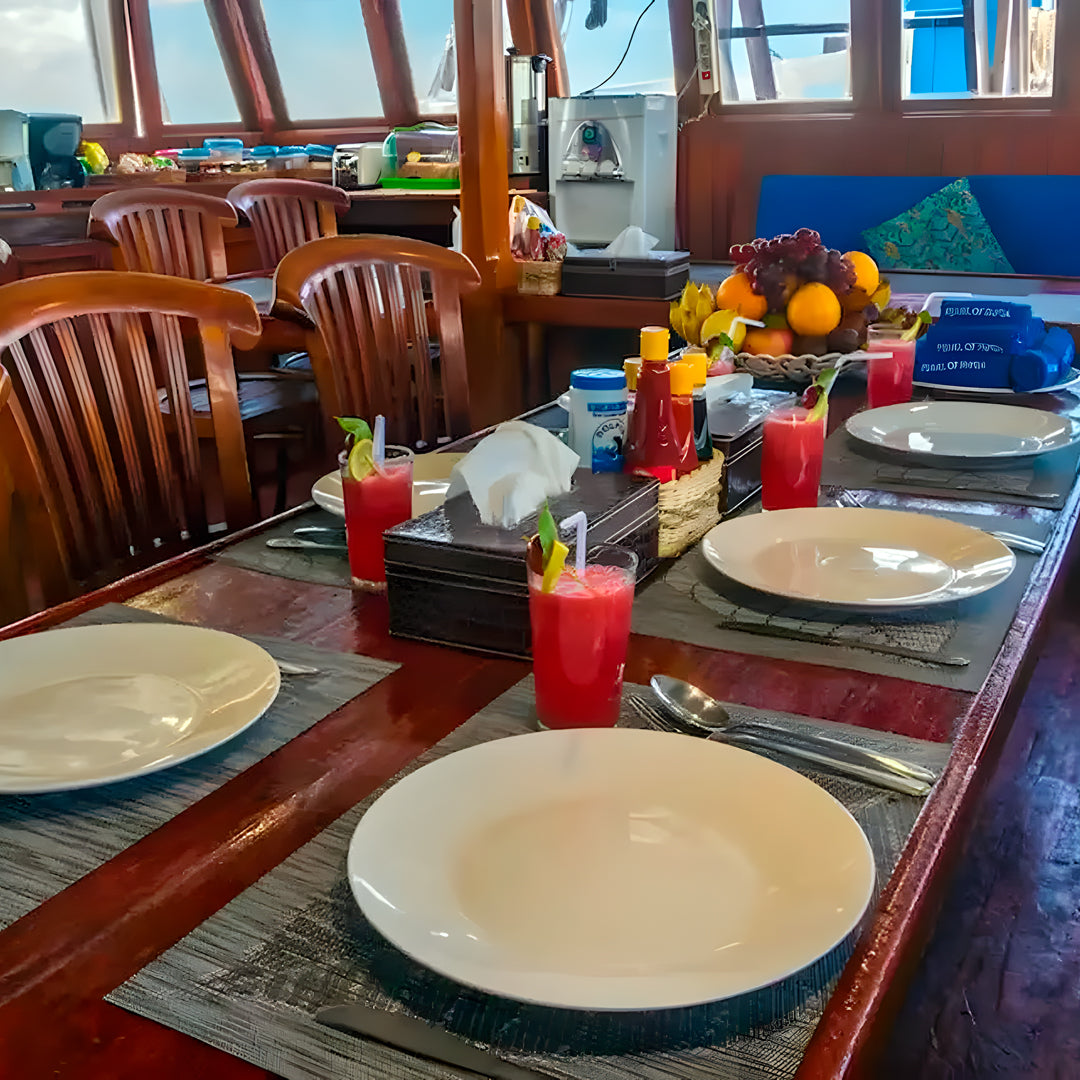 Raja Ampat Freediving and Scuba Diving Liveaboard Freediving London