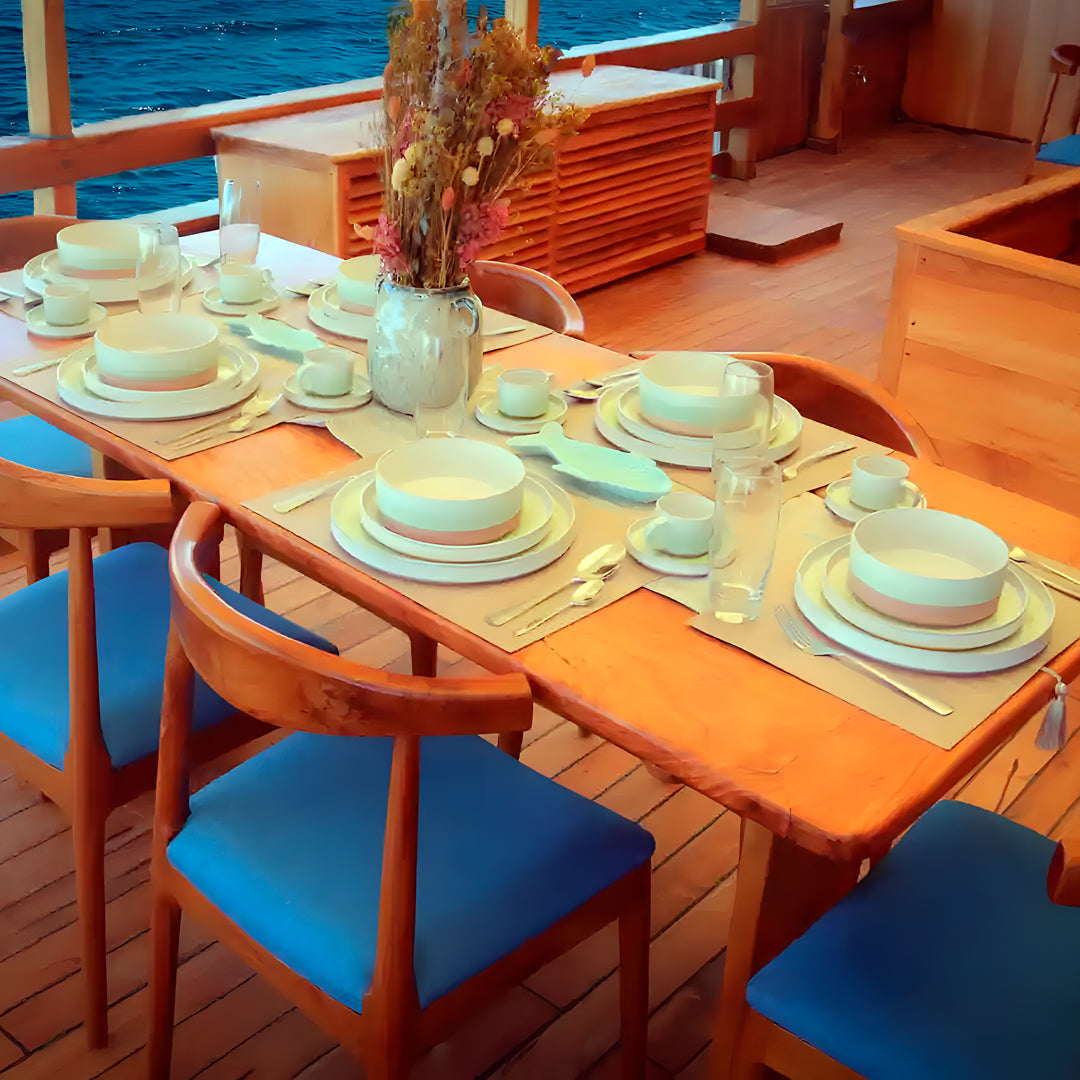 Komodo Highlights Liveaboard Lotus Liveaboard