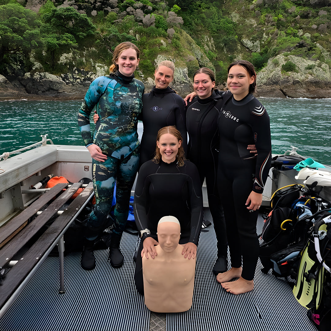 Rainbow Warrior Wreck and Reef Dive