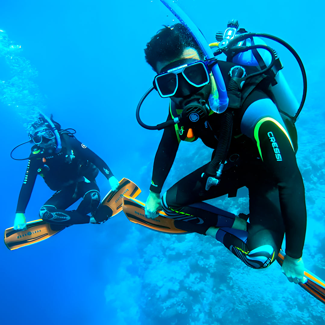 PADI Discover Scuba Diving with Sardines in Moalboal