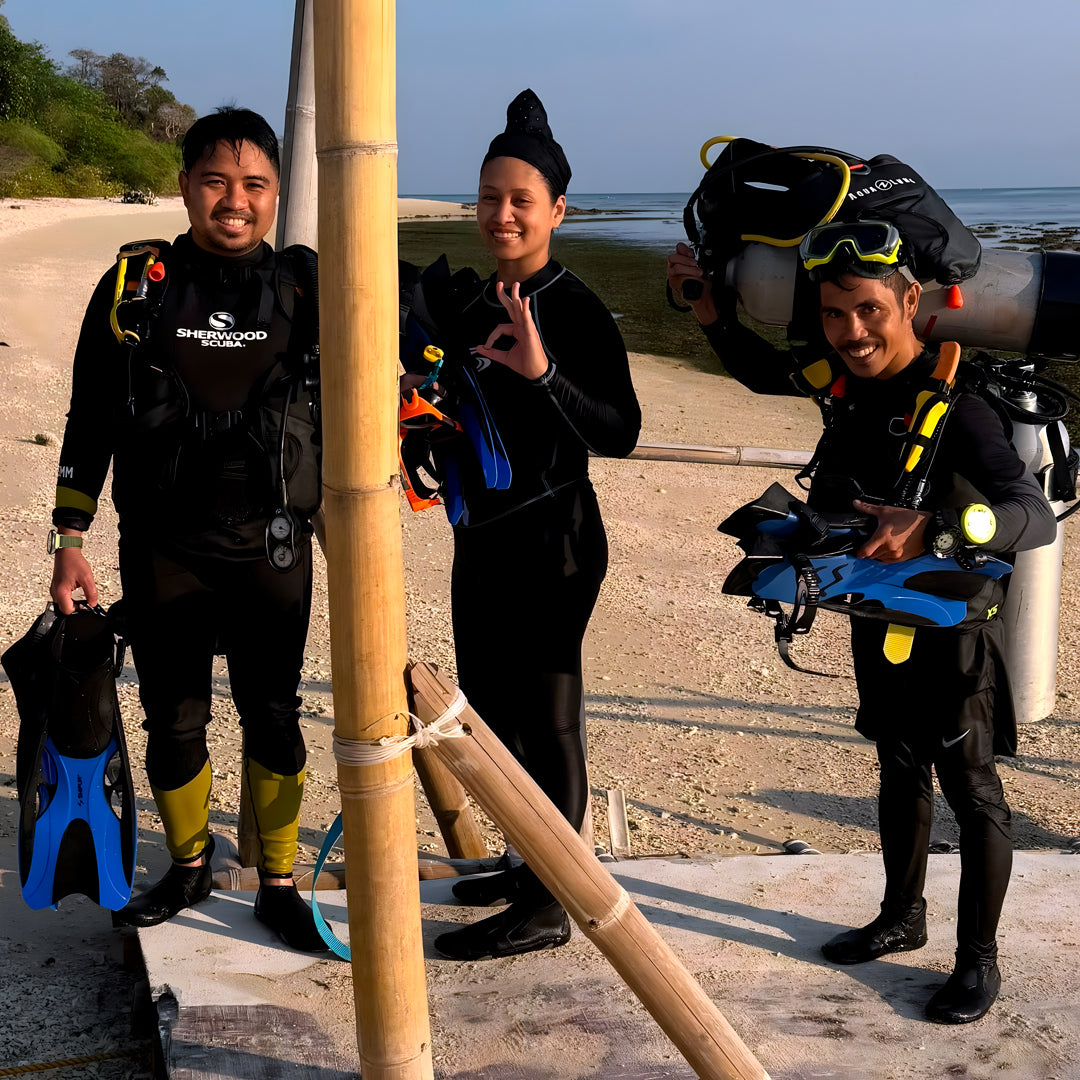 PADI Open Water Diver Course in Pili Beach