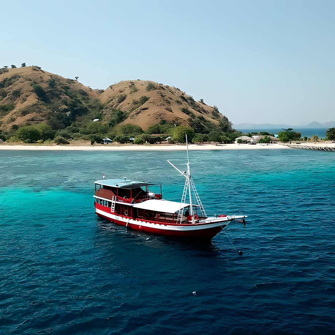 Komodo’s Ultimate Scuba Dive Liveaboard Quest