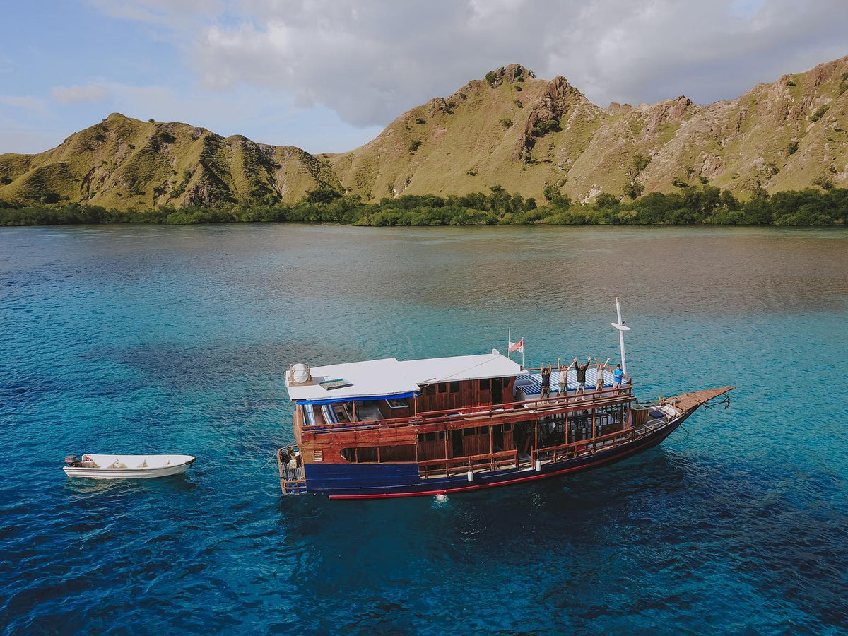 Flores Komodo National Park Diving Liveaboard