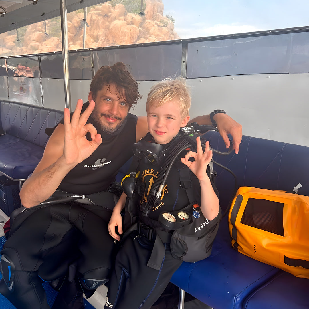 Koh Tao Introductory Diving Program Member Diving