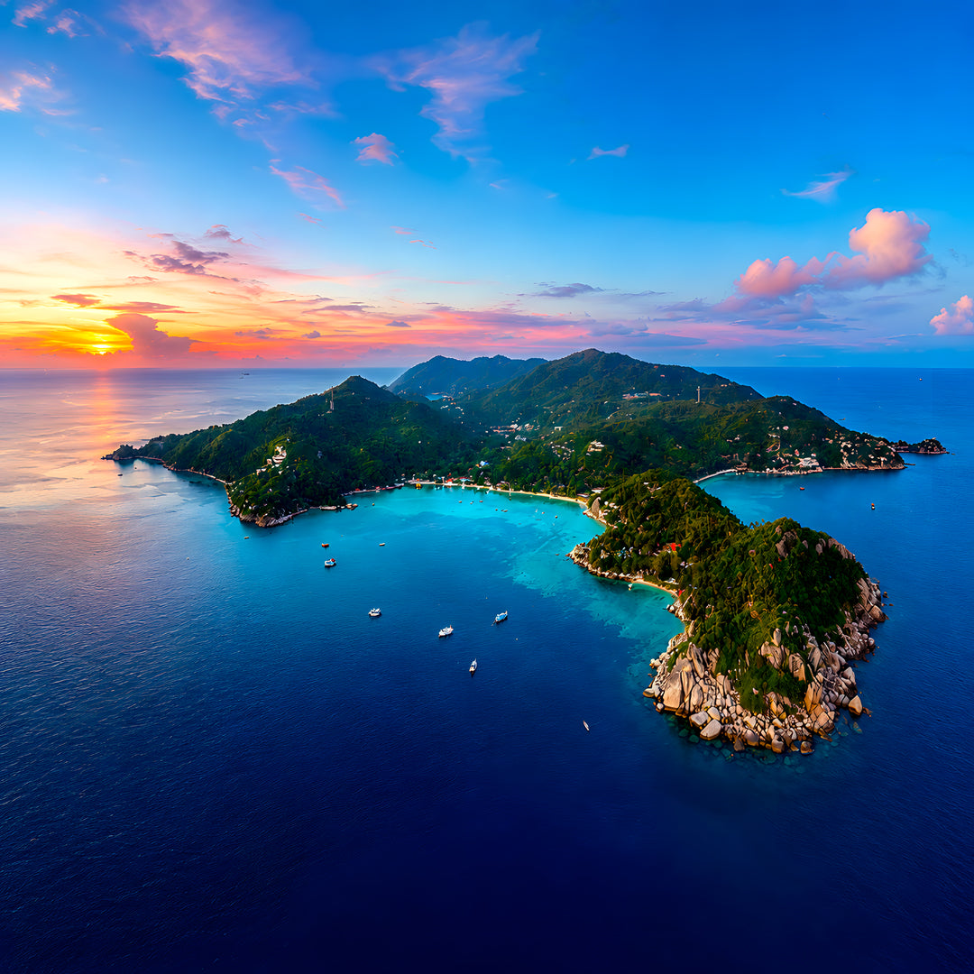 Koh Tao Introductory Diving Program Member Diving