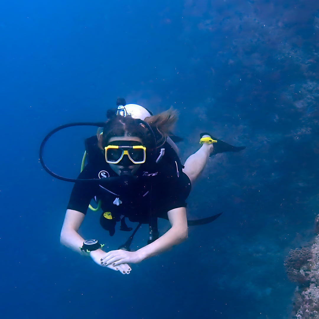Discover Scuba Diving in Maldives