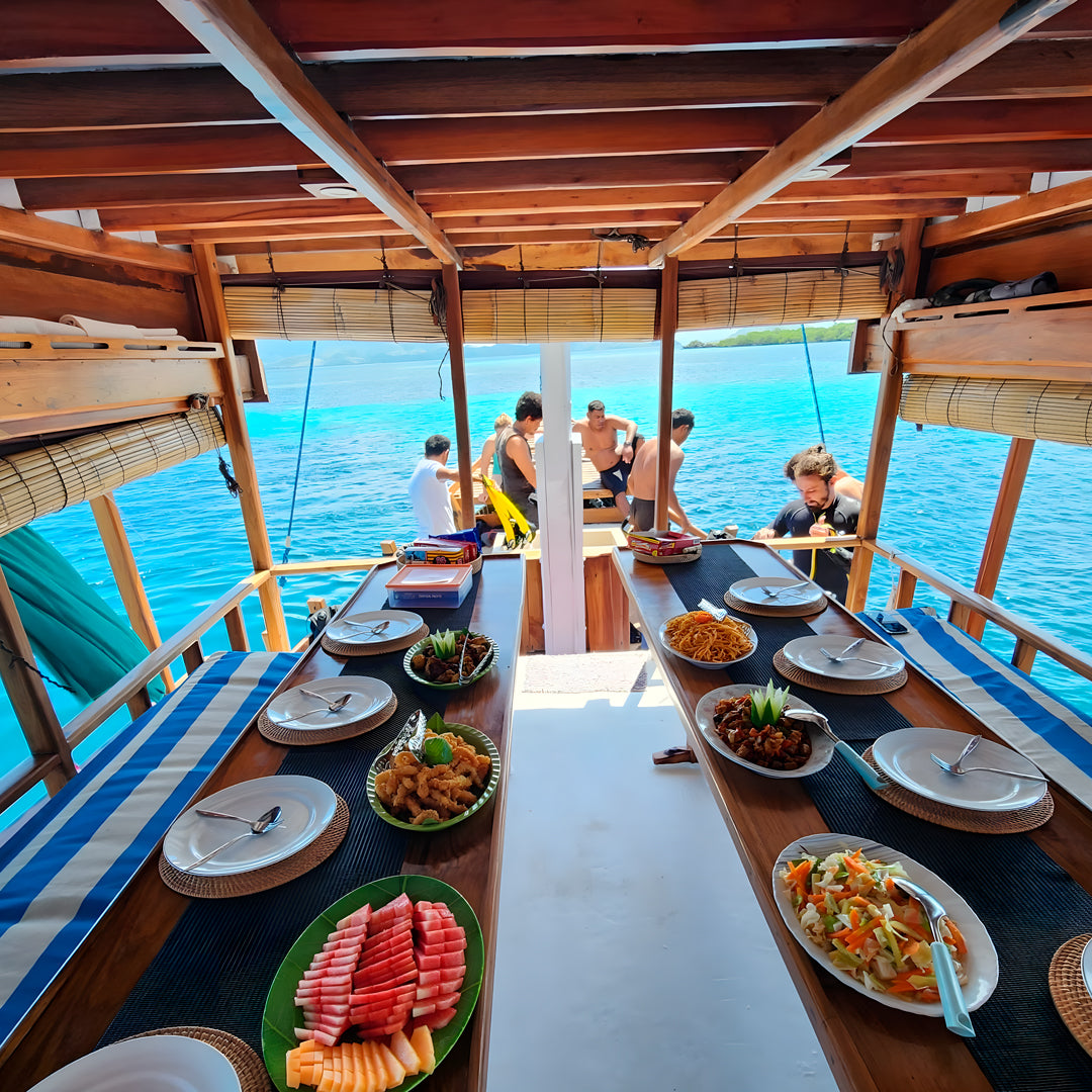 Central and North Part Komodo Liveaboard