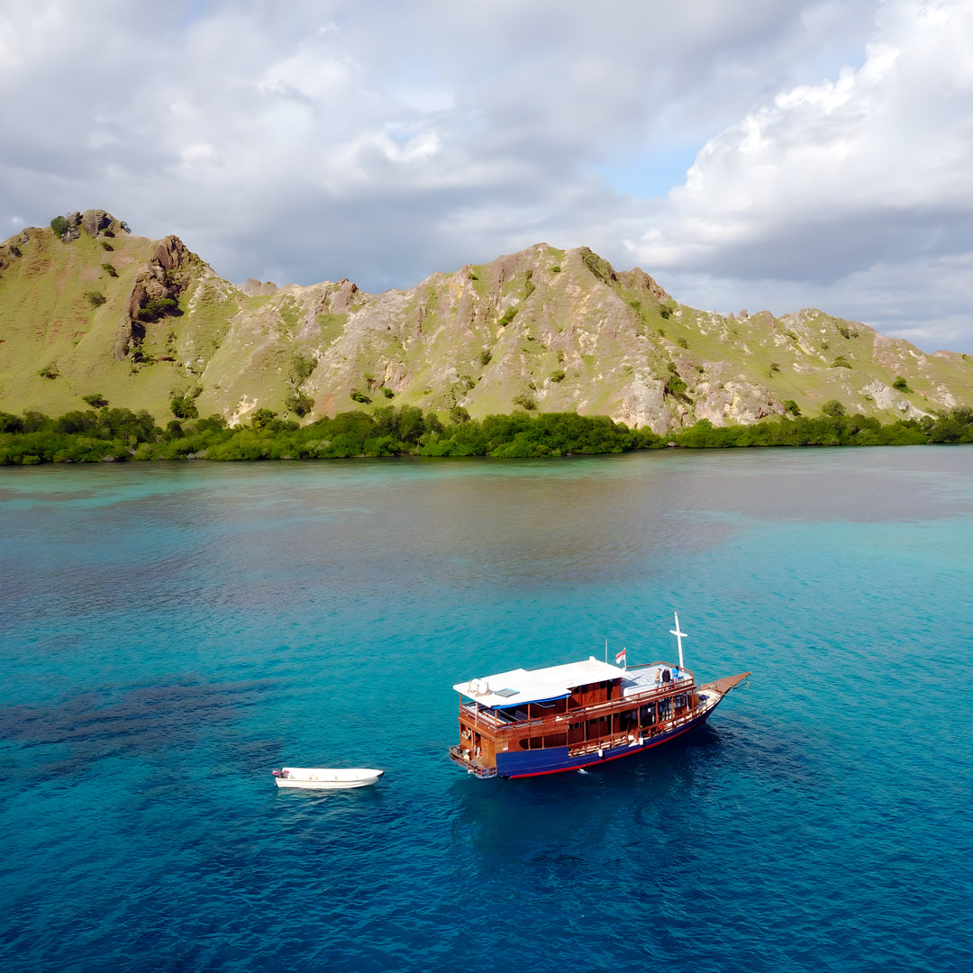 Central and North Part Komodo Liveaboard