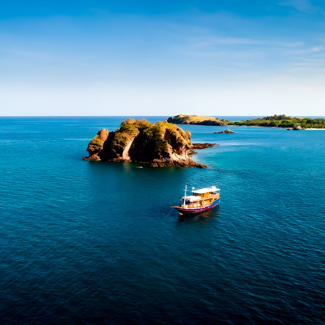 Central and North Part Komodo Liveaboard