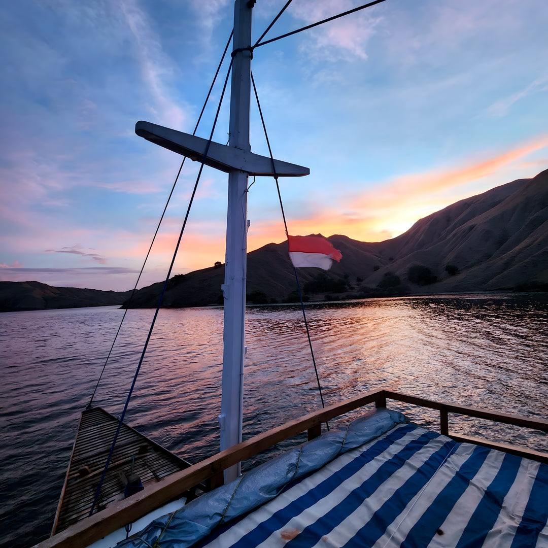Central and North Part Komodo Liveaboard