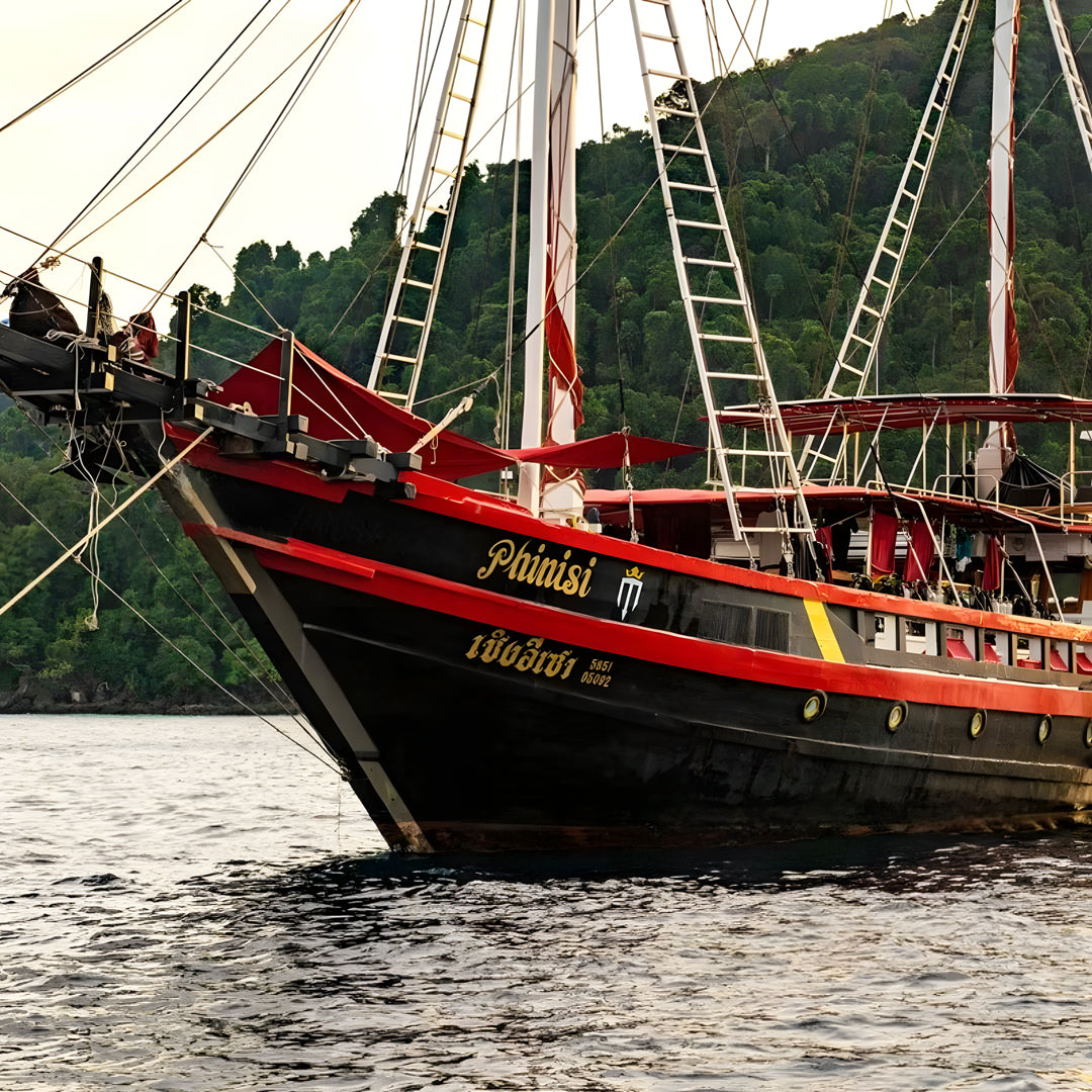 Similan Islands Scuba Diving Liveaboard Master Liveaboards
