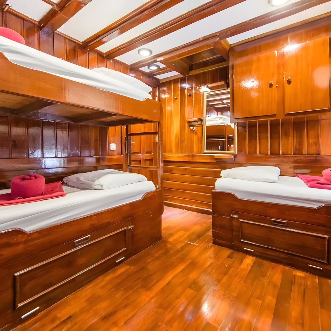 Similan Islands Scuba Diving Liveaboard Master Liveaboards