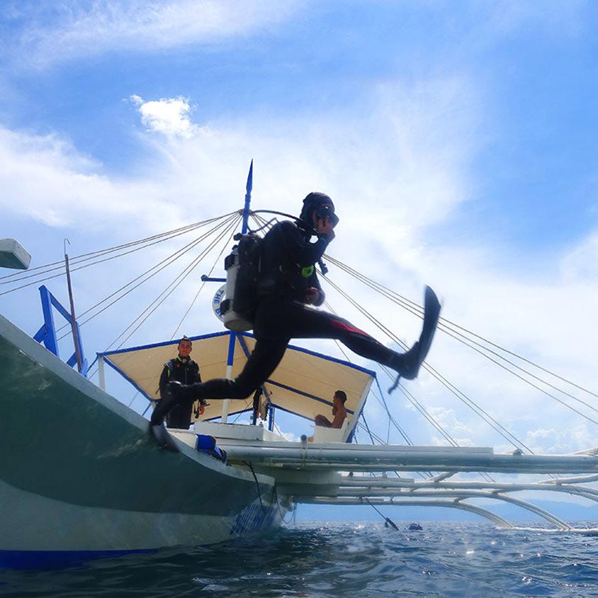 PADI Divemaster Certification Course in Cebu