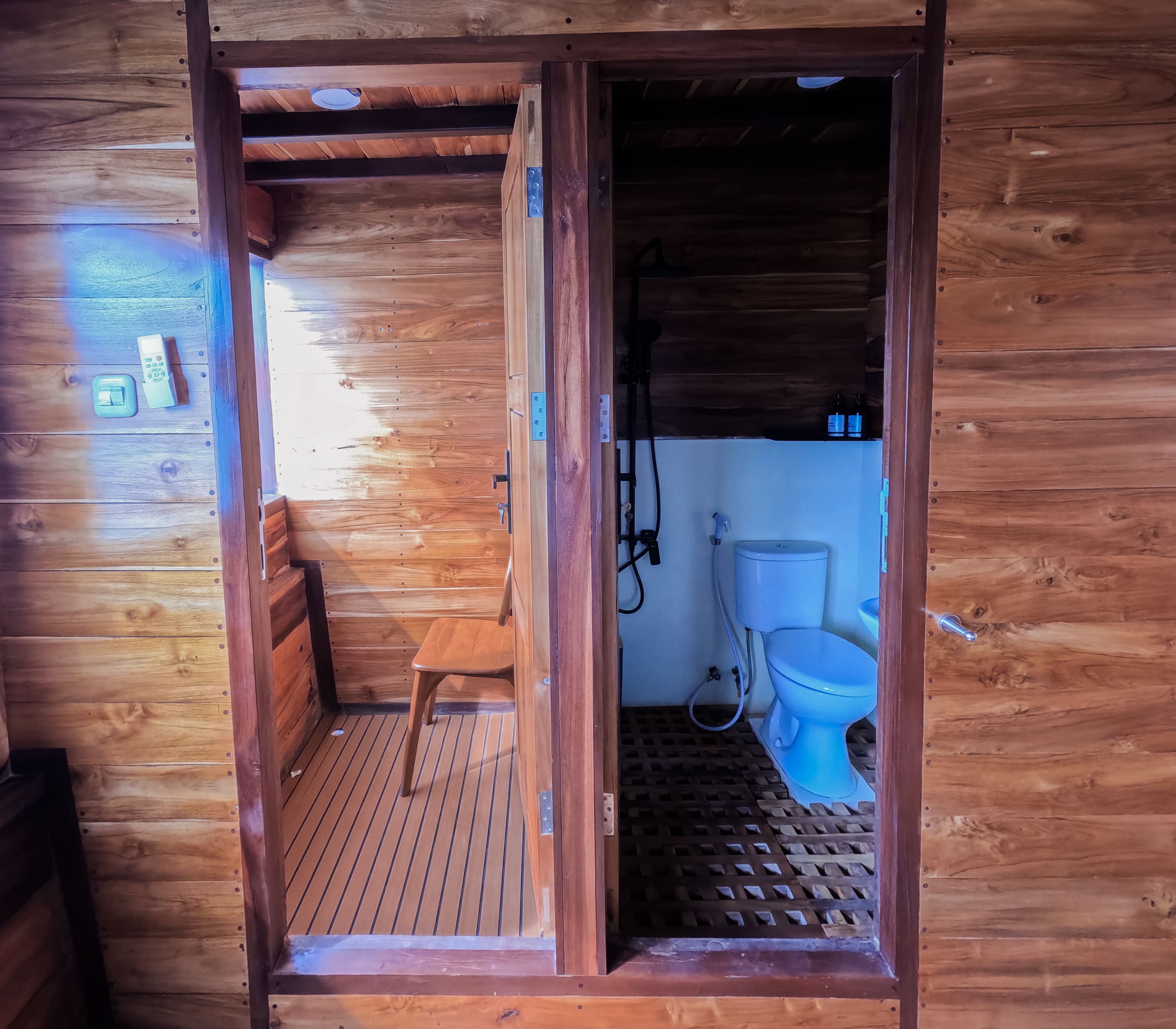 Padar and Komodo Island Scuba Diving Liveaboard