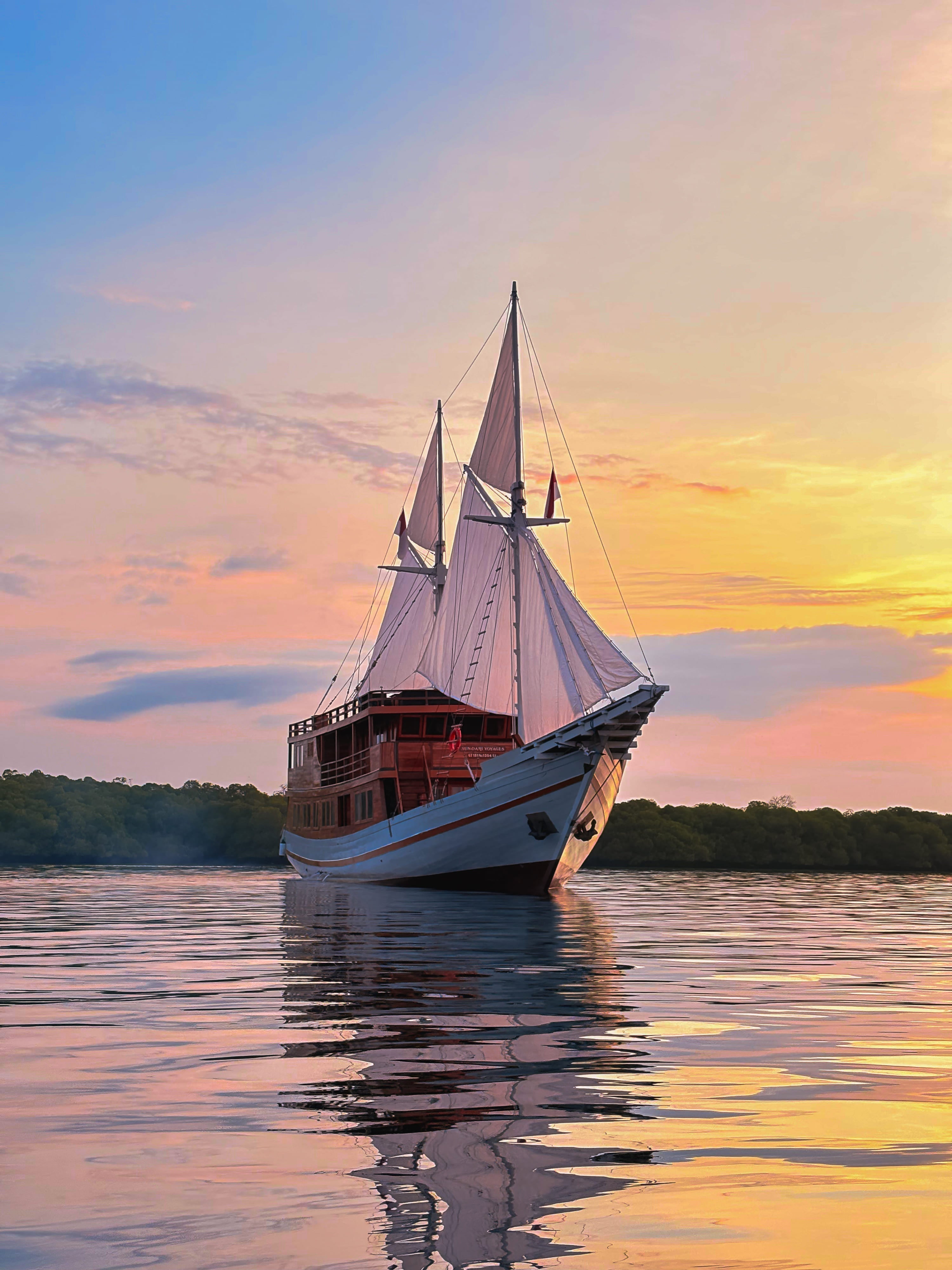 Padar and Komodo Island Scuba Diving Liveaboard