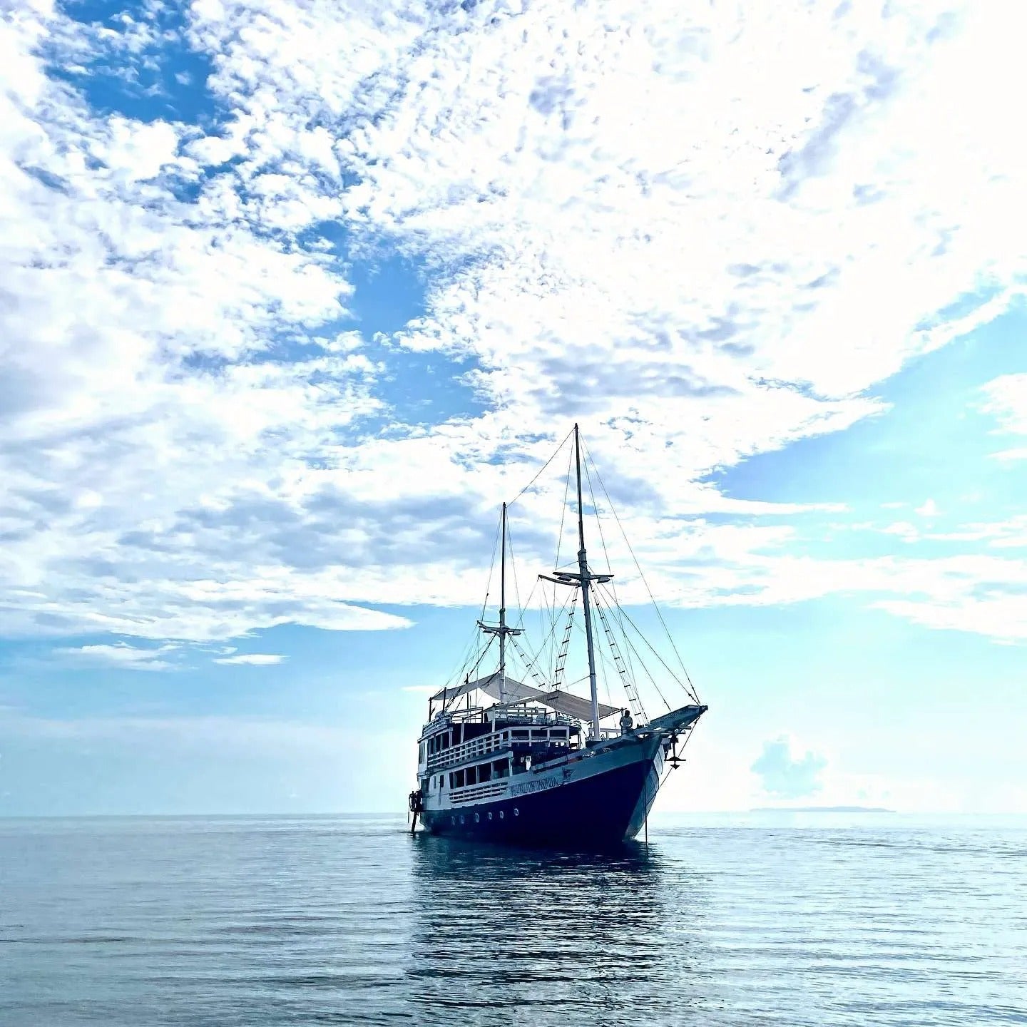 Raja Ampat Scuba Diving Liveaboard Adventure