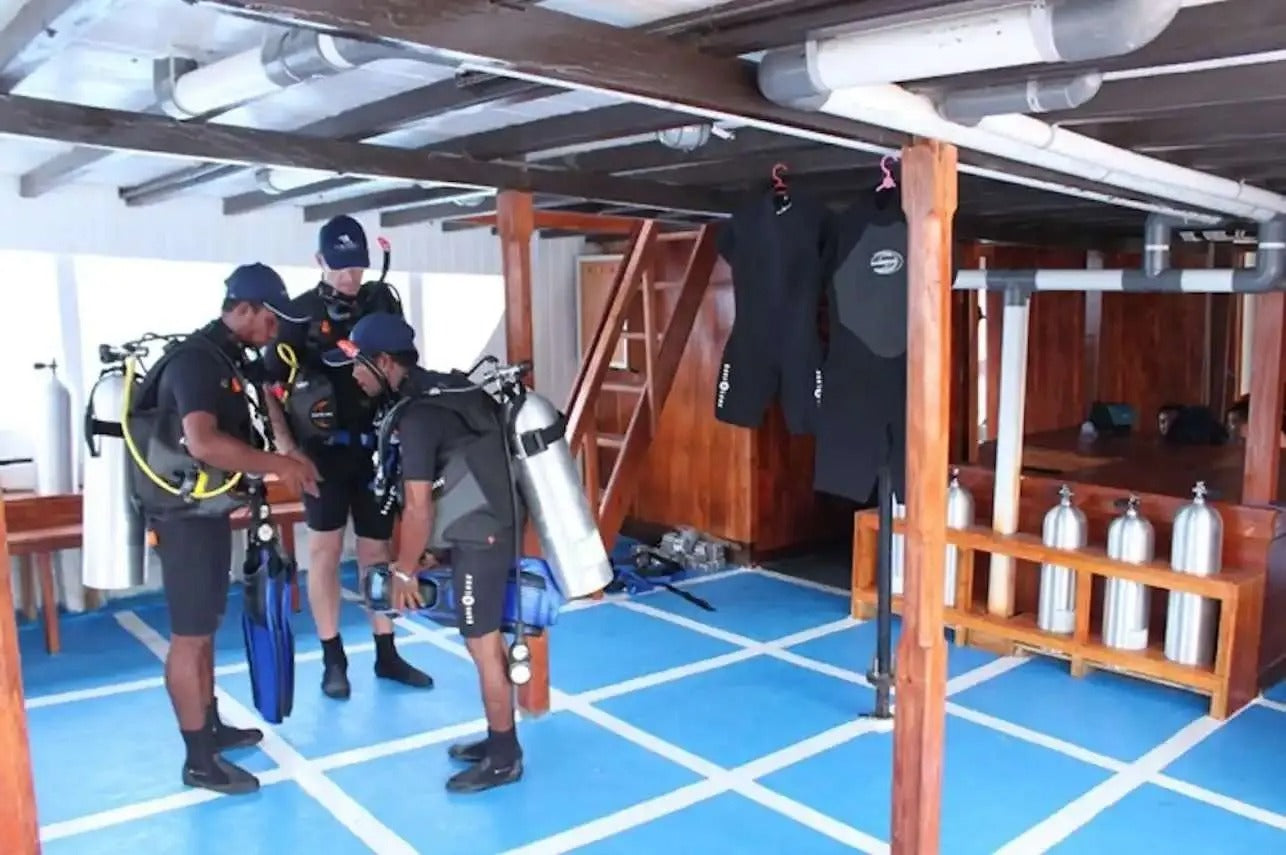 Raja Ampat Scuba Diving Liveaboard Adventure