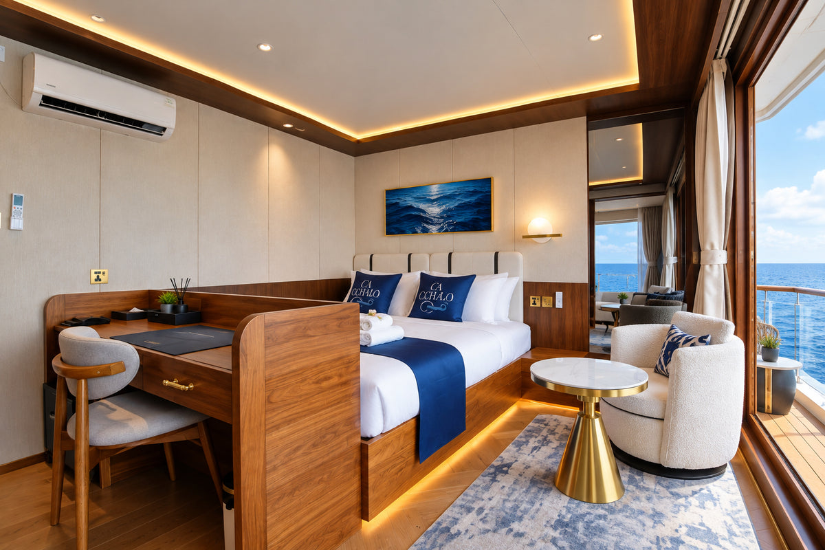 Deluxe Ocean View King Room with Balcony