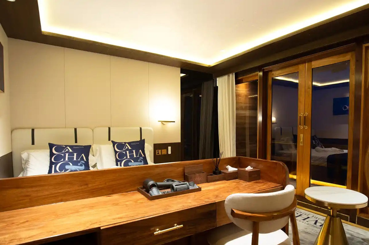 Deluxe Ocean View King Room with Balcony