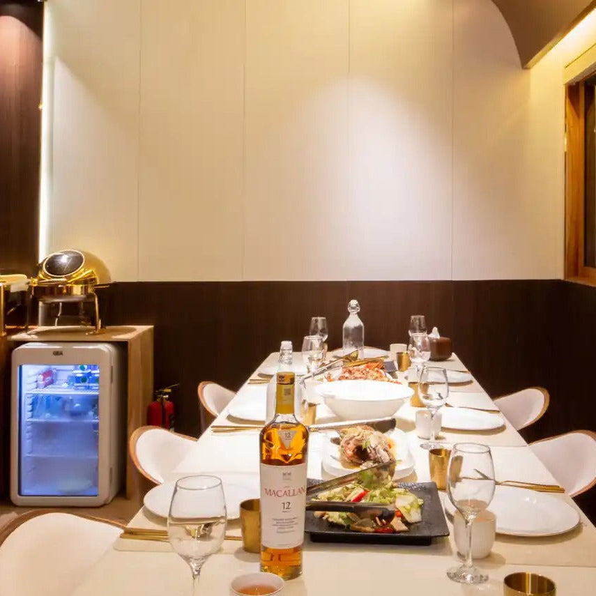 Cachalo Indonesia Dining Room