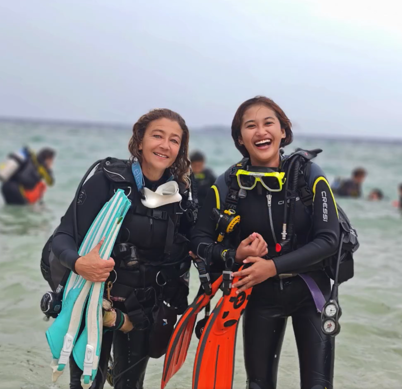 PADI Discover Scuba Diving with Sardines in Moalboal